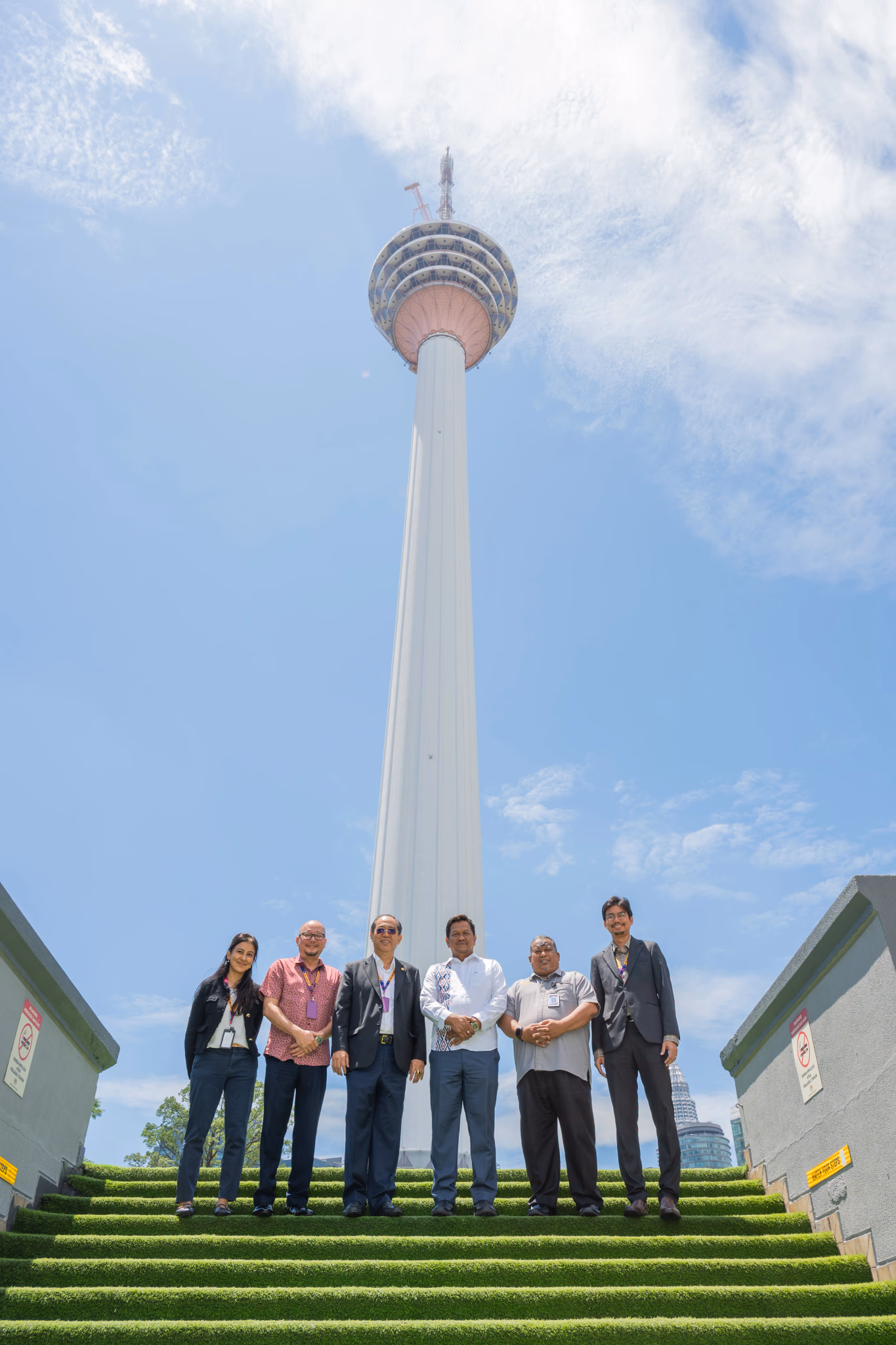 Kuala Lumpur Tower and visitors